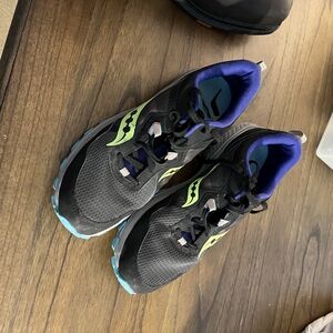 Saucony Black and Green Athletic Shoes